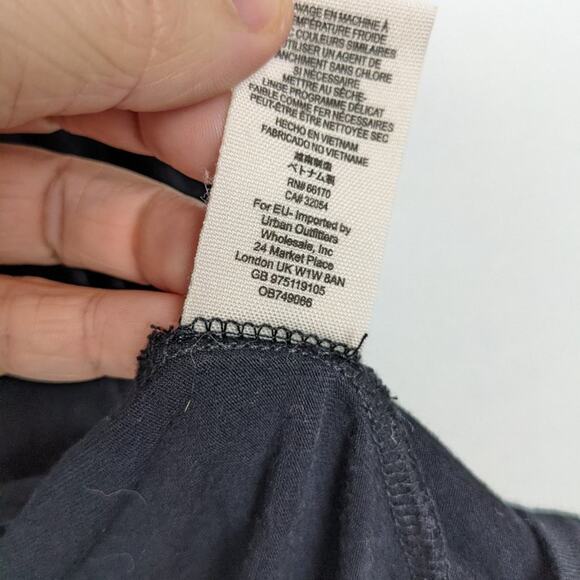 Free People Black Solid Keepin' On Button Blouse Size M - Picture 8 of 9